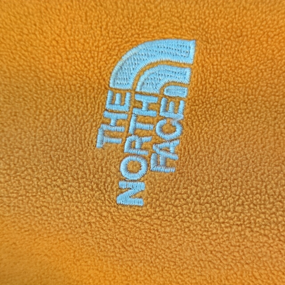 The North Face Men 1/4 zip TKA 100 Pullover Jacket - Picture 5 of 7